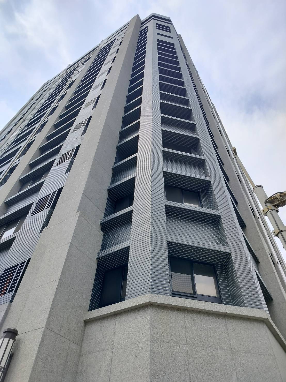 台北地區- 登峰大廈
